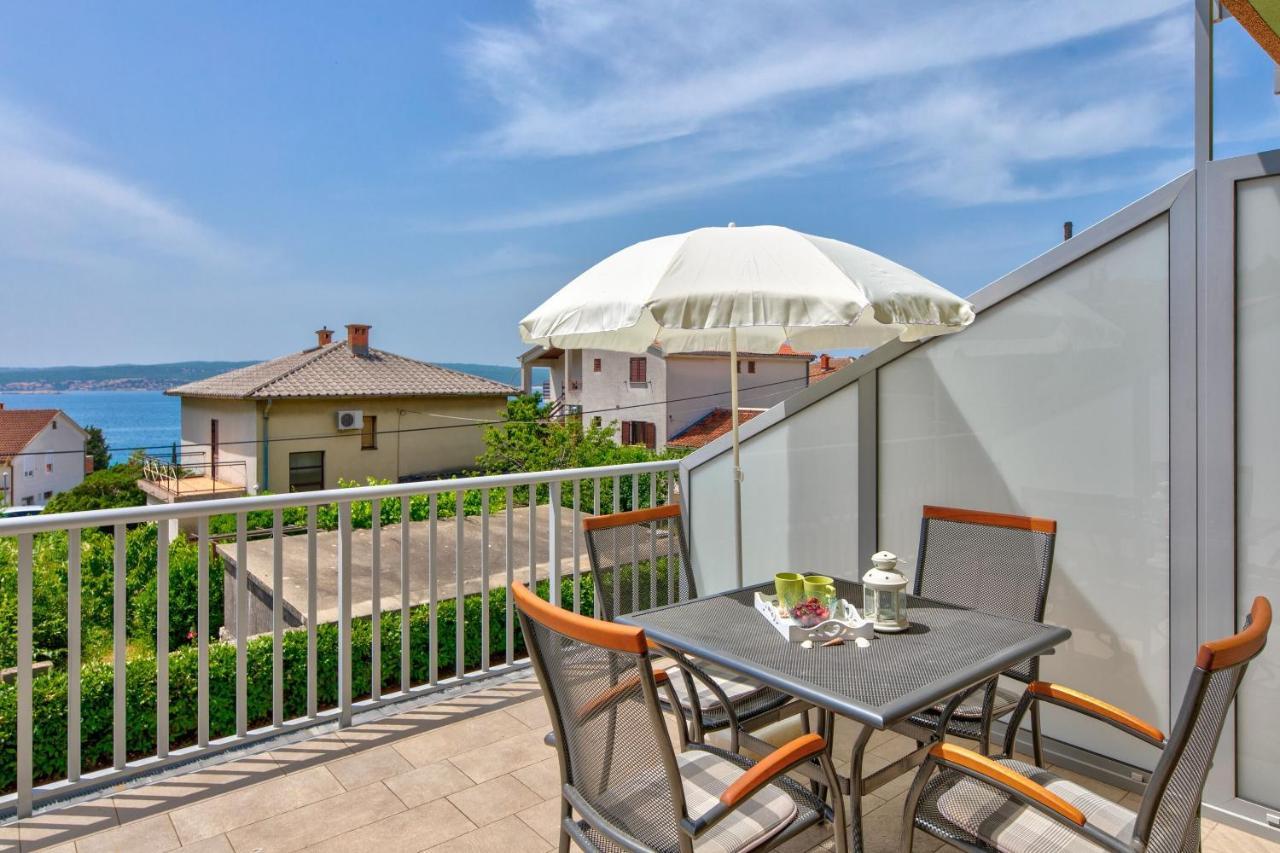 Apartments Jasna Crikvenica Bagian luar foto