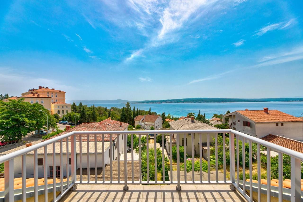 Apartments Jasna Crikvenica Bagian luar foto