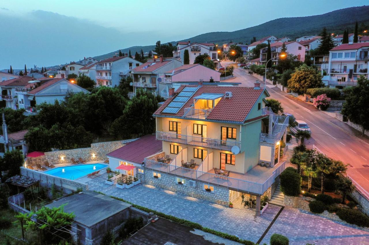Apartments Jasna Crikvenica Bagian luar foto