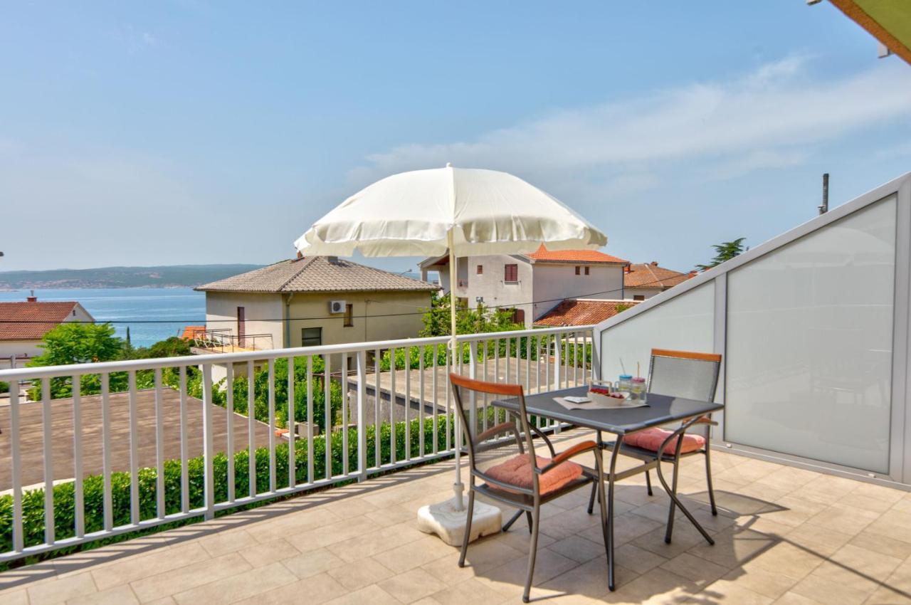 Apartments Jasna Crikvenica Bagian luar foto