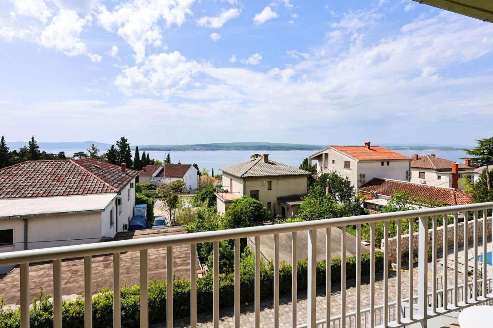 Apartments Jasna Crikvenica Bagian luar foto